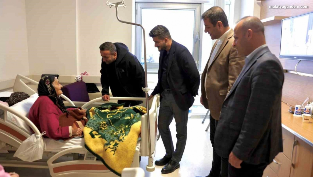 Akçadağ Belediye Başkanı Ulutaş'tan hastane ziyareti