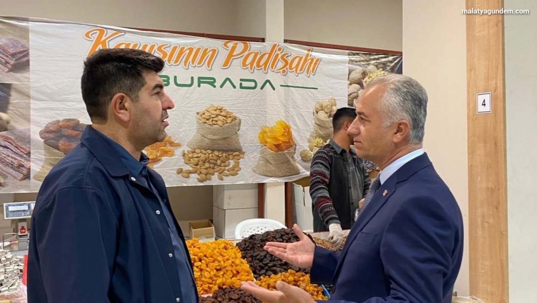 Özköse: Kayısı Malatya'nın kırmızı çizgisidir