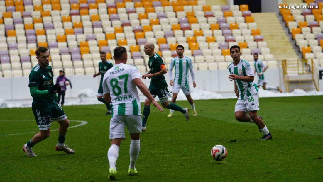 Malatya Yeşilyurtspor: 0 - 12 Bingöl Spor: 1