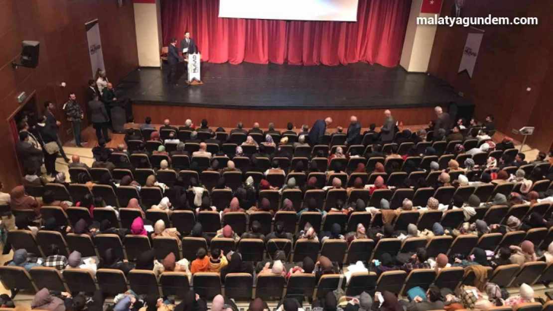 'Başarı Bedel İster' konferansına yoğun ilgi