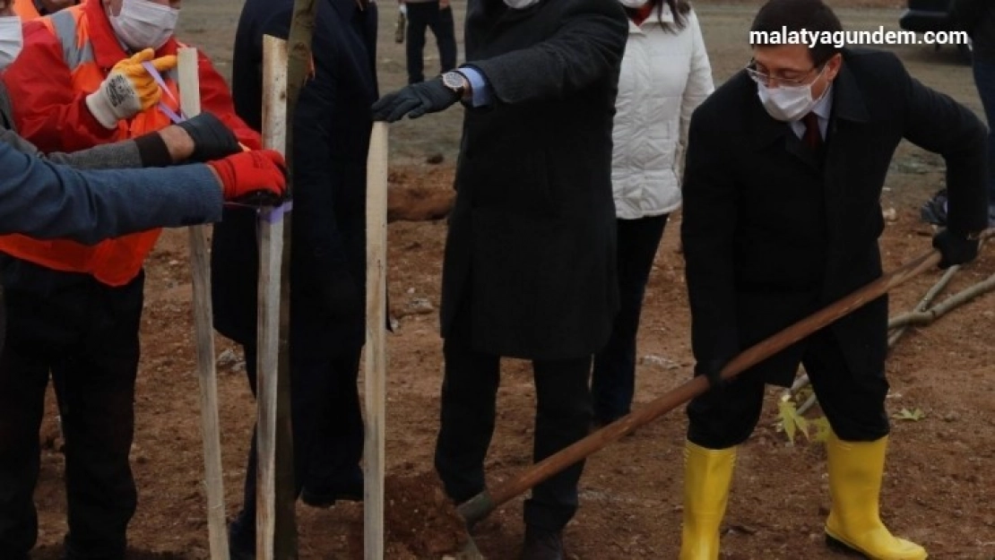 'Geleceğe Nefes Ol Kampanyası'nda ilk fidan dikildi