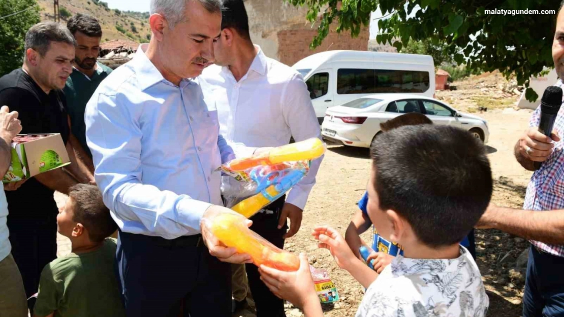 'İyilik Makası' projesi depremzede çocuklara umut aşılıyor