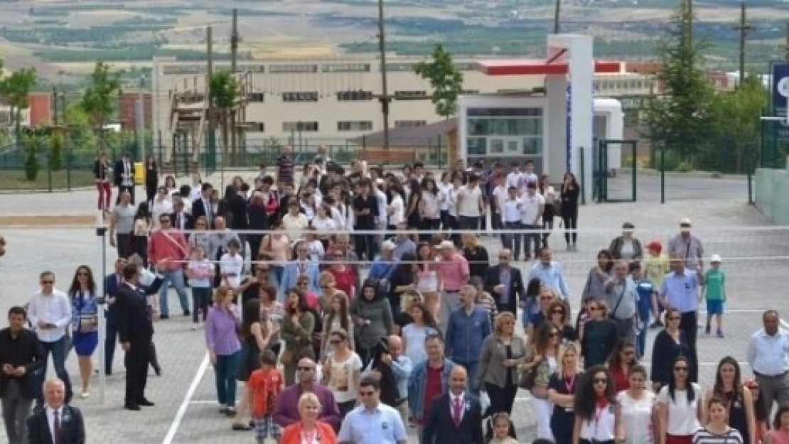 19 Mayıs'ı Coşkuyla Kutladılar
