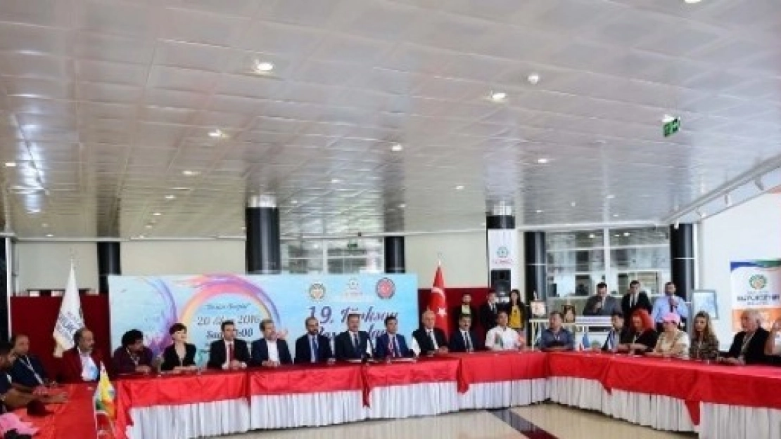 19 Ülkenin Ressamları Malatya'da