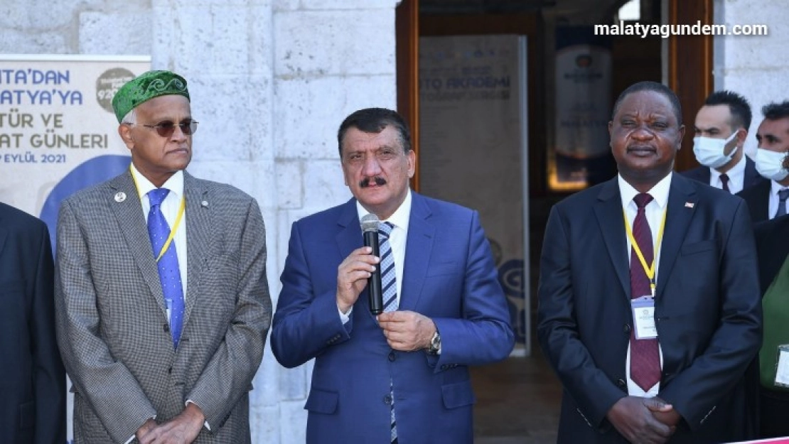Foto akademi sergisi açıldı