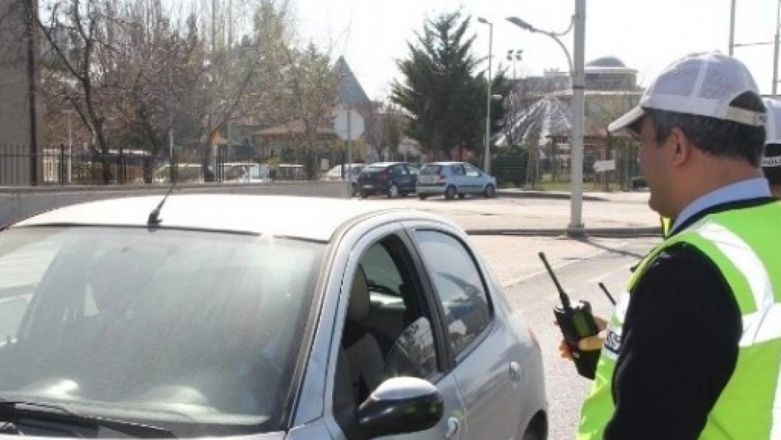 22 Bin Araç Sürücüsü Denetimden Geçti