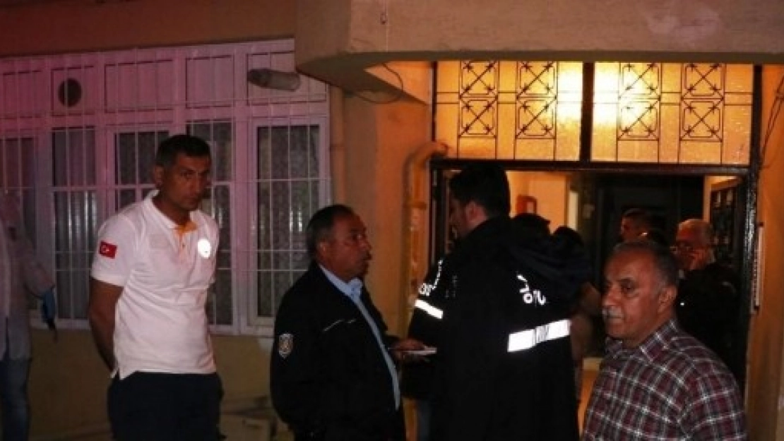 Apartman Boşluğuna Düşen Adam Hayatını Kaybetti
