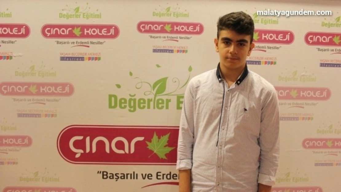 500 tam puan ile LGS'de Türkiye birincisi oldu