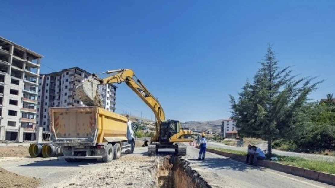5 Mahallede Yağmur Hattı Çalışması Yapıldı