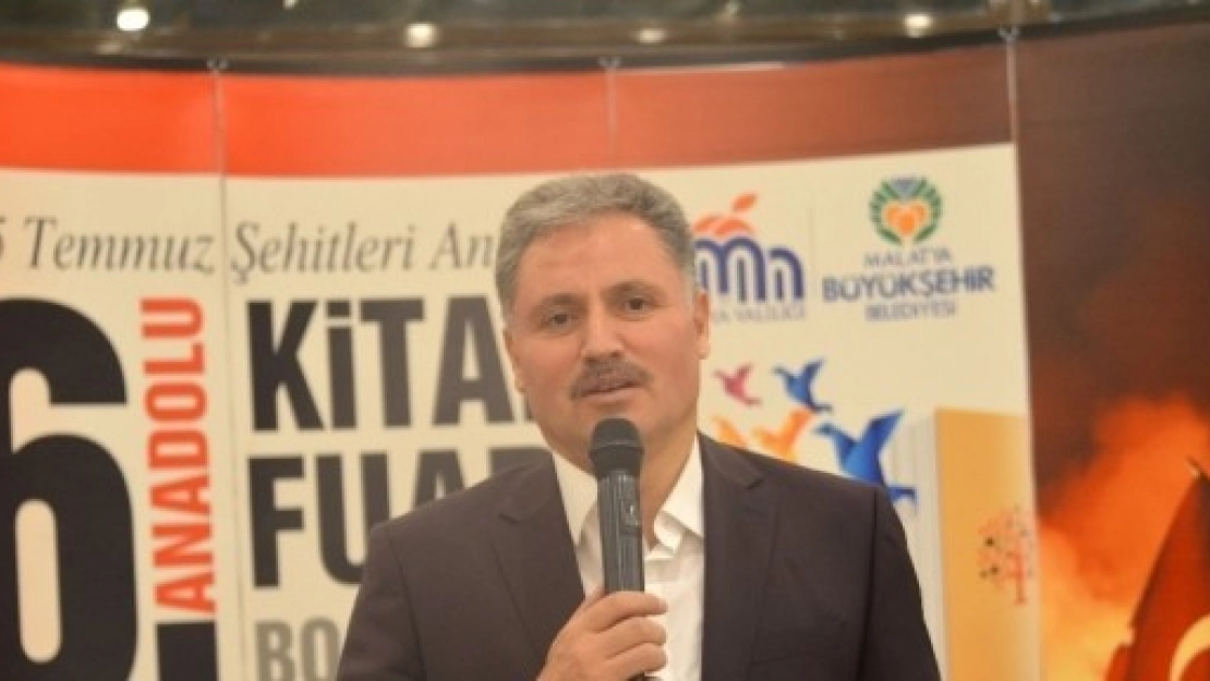 6. Malatya Anadolu Kitap Fuarı Devam Ediyor