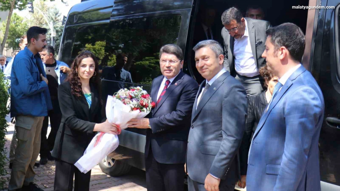 Adalet Bakanı Tunç, Malatya'da incelemelerde bulundu