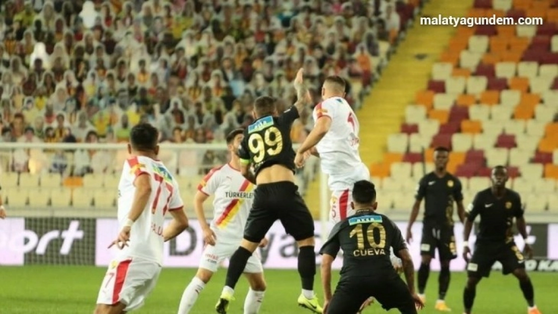 Adem Büyük ile Cueva'nın performansı Hamzaoğlu'nu mutlu ediyor