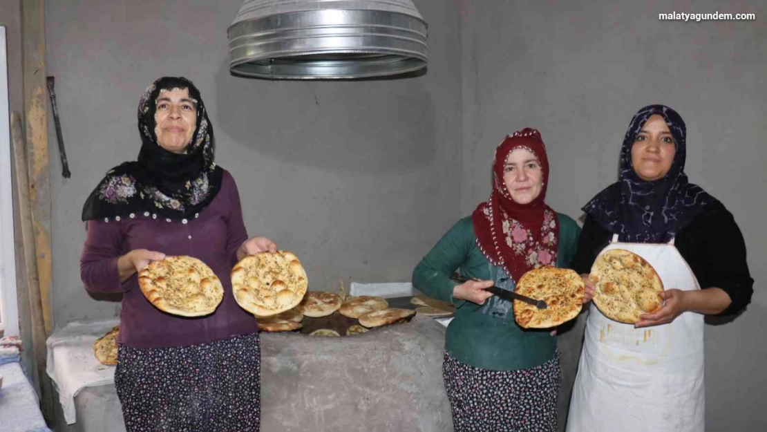 Aile ekonomisine katkı için başladı siparişlere yetişemiyor