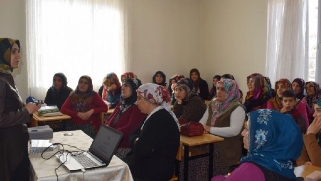 Aile İçi İletişimin Önemi Anlatıldı