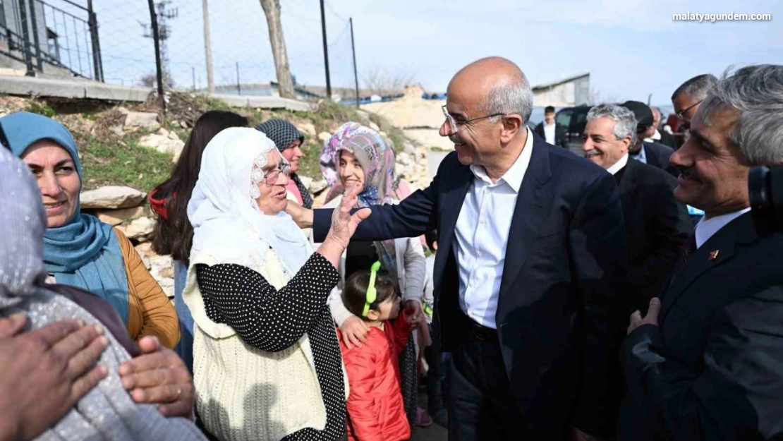 AK Parti Büyükşehir Adayı Sami Er'e baba ocağında sıcak karşılama