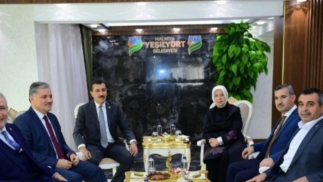AK Parti Heyetinden Başkan Çınar'a Ziyaret