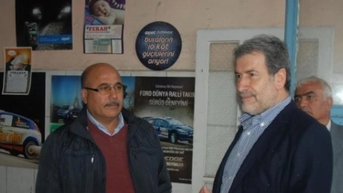 Yaşar, Ziyaretlerine Devam Ediyor