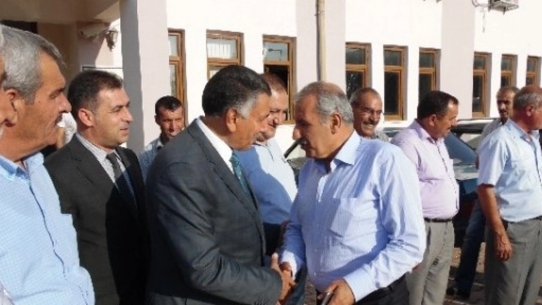 AK Parti Yönetimi Yazıhan İlçesini Ziyaret Etti