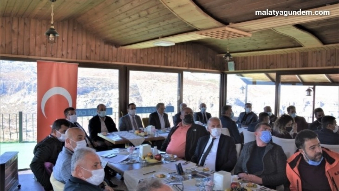 Akçadağ OSB'de 3 bin kişiye iş imkânı