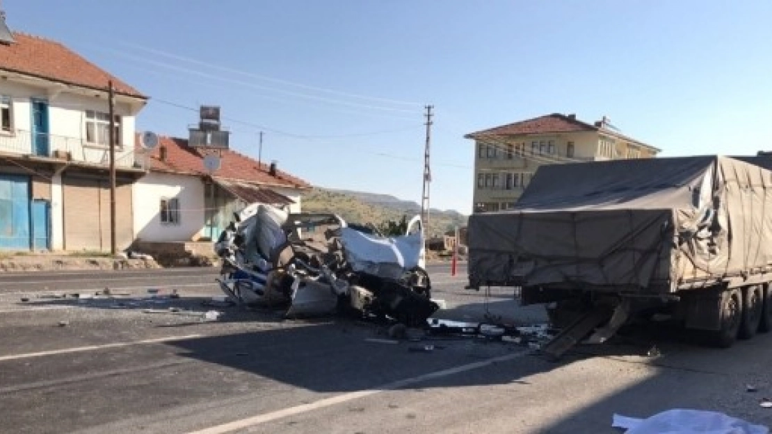 Akçadağ'da Feci Kaza