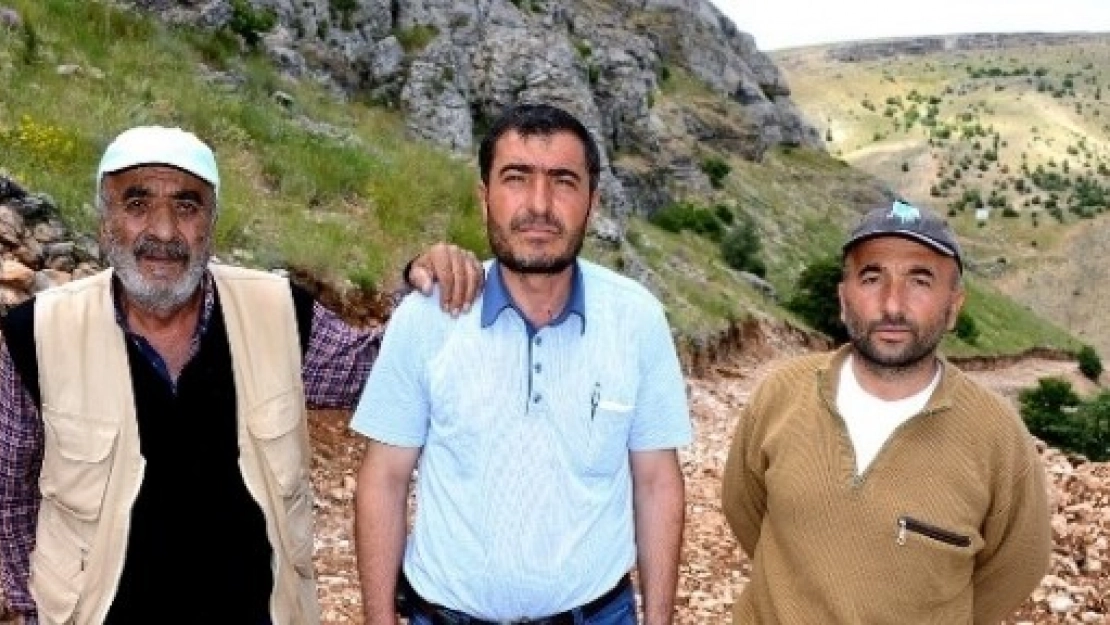 Akçadağ'da Yol Açma Ve Genişletme Çalışmaları