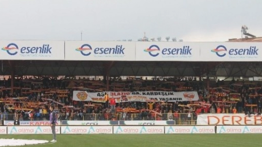 Alima Yeni Malatyasporlu Taraftarlardan İlginç Pankart