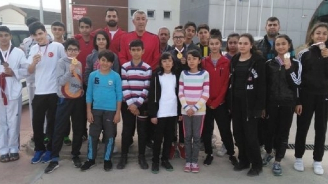 ANALİG'den Dereceyle Döndüler