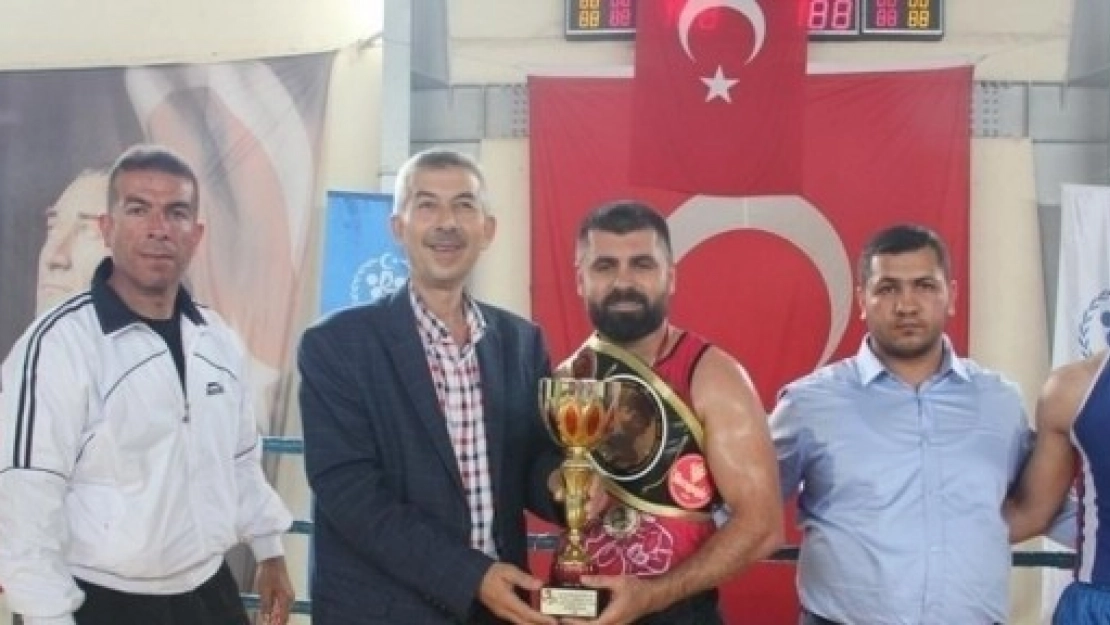 Arapgir'de Muay Thai Şampiyonası Düzenlendi