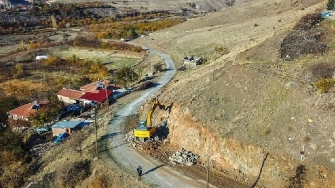 Arguvan'da Yeni Yol Açma  Çalışmaları