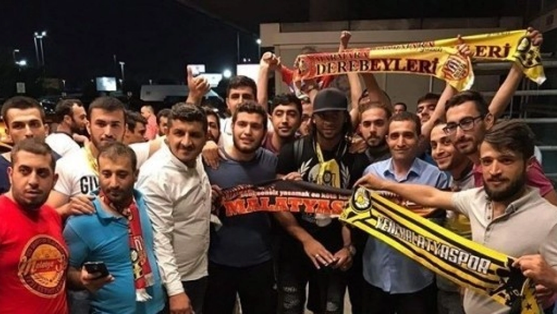  Arturo Mina EYMS İçin Geldi,3+1'e İmza Atacak