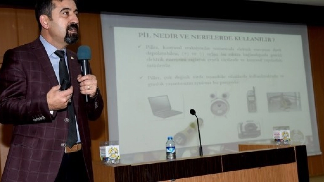 Atık Pillerin Toplanması kKonulu Seminer Düzenledi