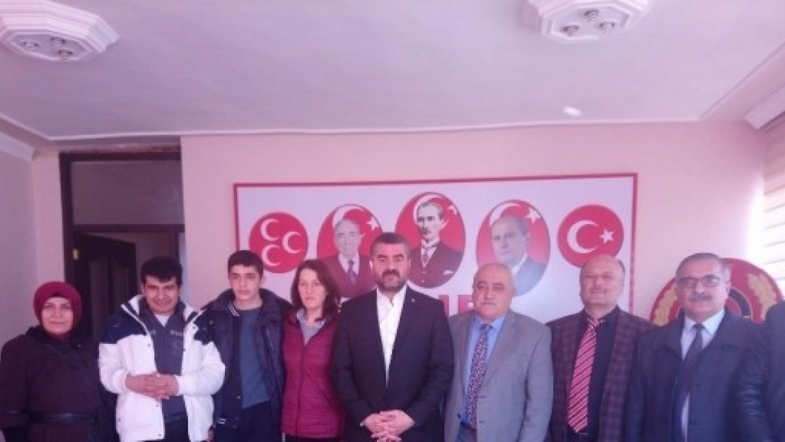 Avşar'dan Otizm Derneği'ne Destek Sözü