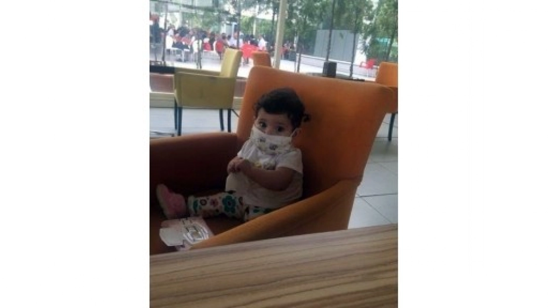 Azra Bebek İlik Nakli Bekliyor