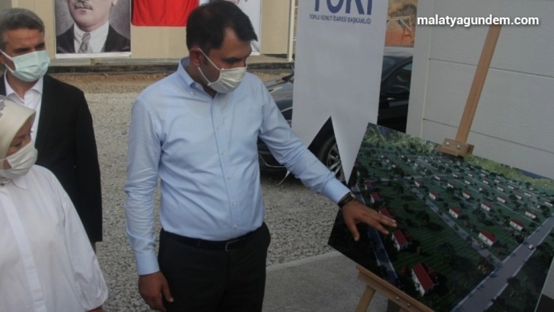 Bakan Kurum, tarımköy konutlarında incelemelerde bulundu