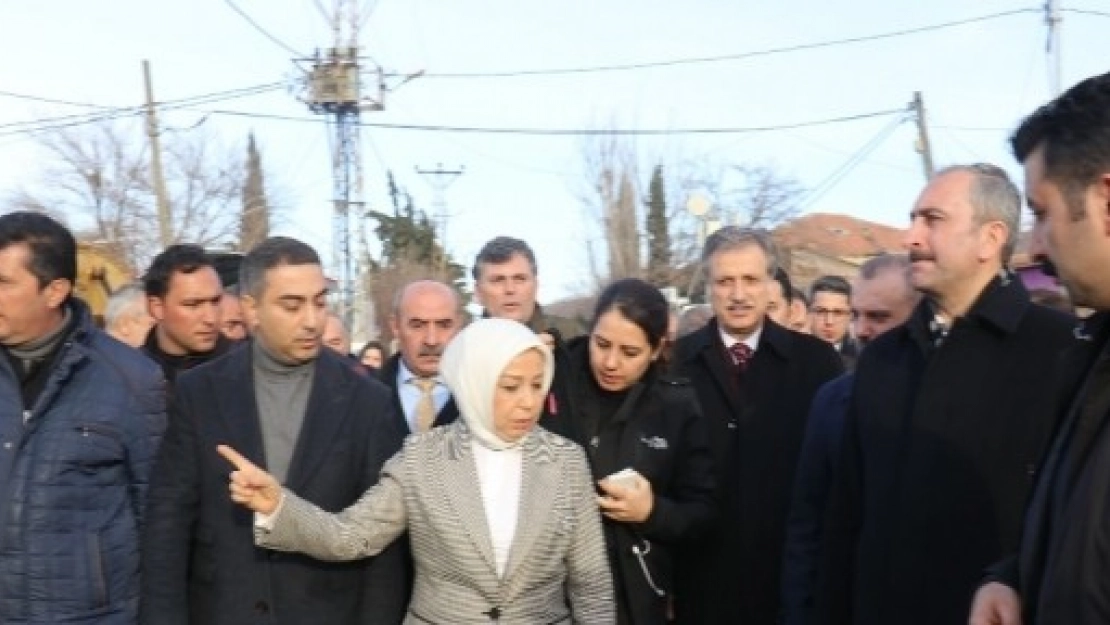 Bakan Gül Deprem Bölgesinde