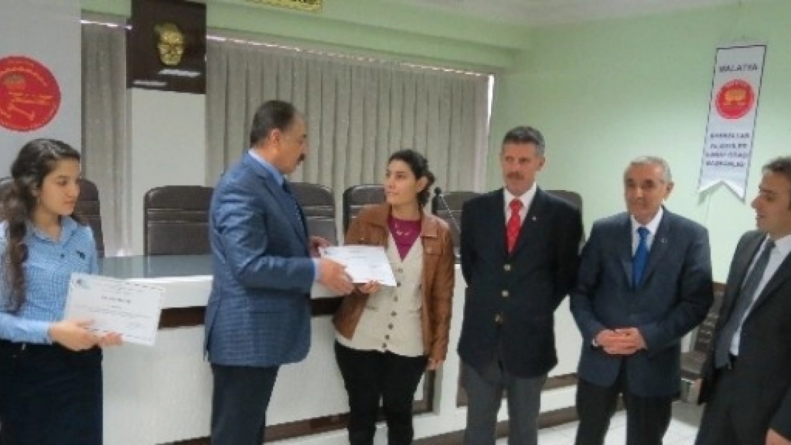 Bakkallar Odası'nın Seminerinde 30 Girişimici Belge Aldı