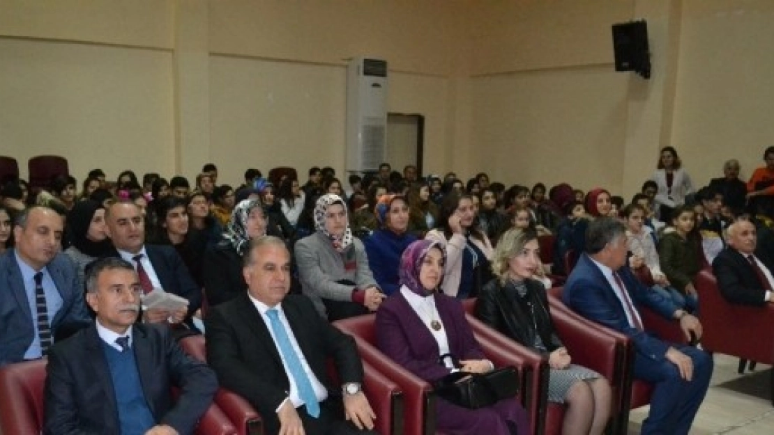 Başarılı Öğrenciler İçin Karne Kutlama Programı