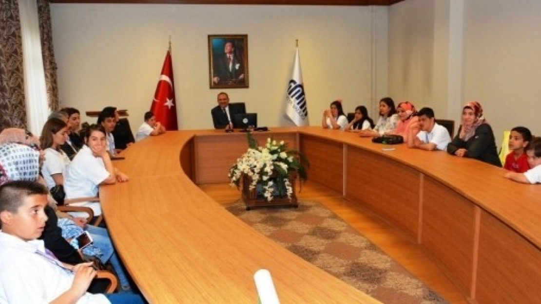 Başarılı Sporculardan Vali Kaban'a Ziyaret