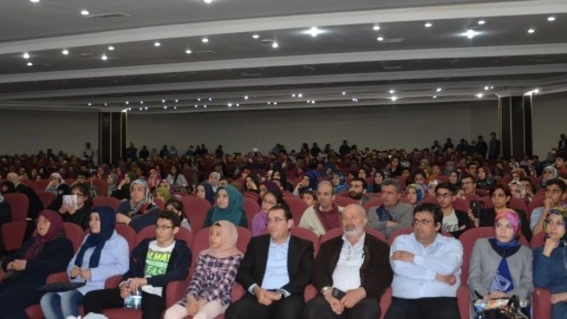'Başarının Sırrı' Konferansına Yoğun İlgi