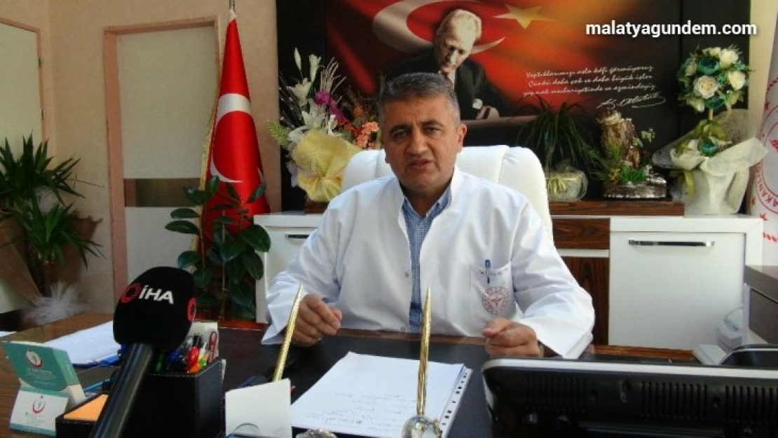 Başhekim Aktürk'ten maske ve sosyal mesafe uyarısı