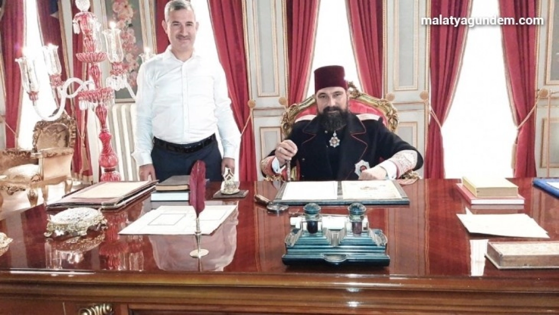 Başkan Çınar, 'Payitaht-Abdulhamid' dizi setini ziyaret etti