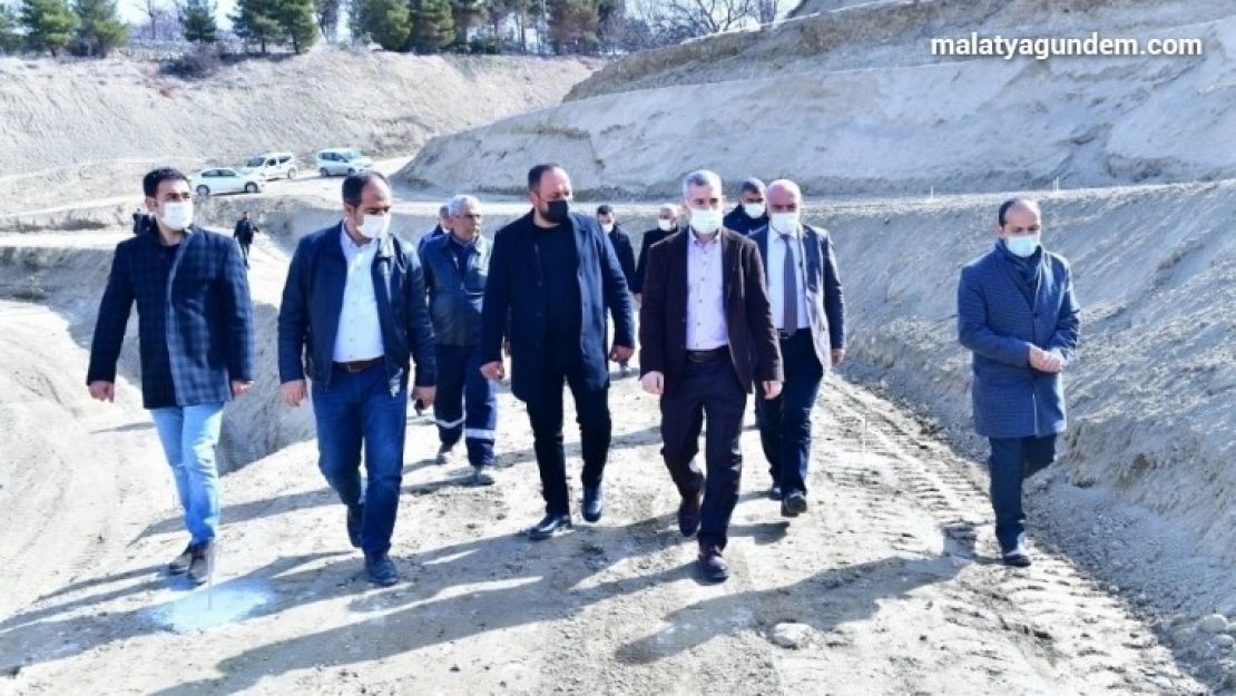Başkan Çınar, meyve bahçesinde