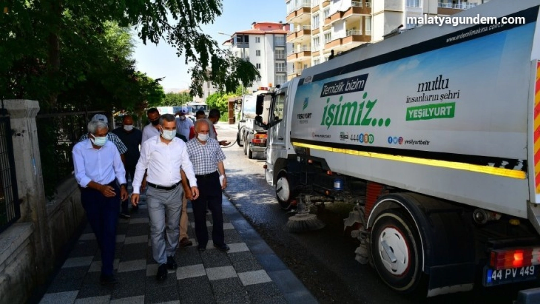 Başkan Çınar, temizlik çalışmalarını inceledi