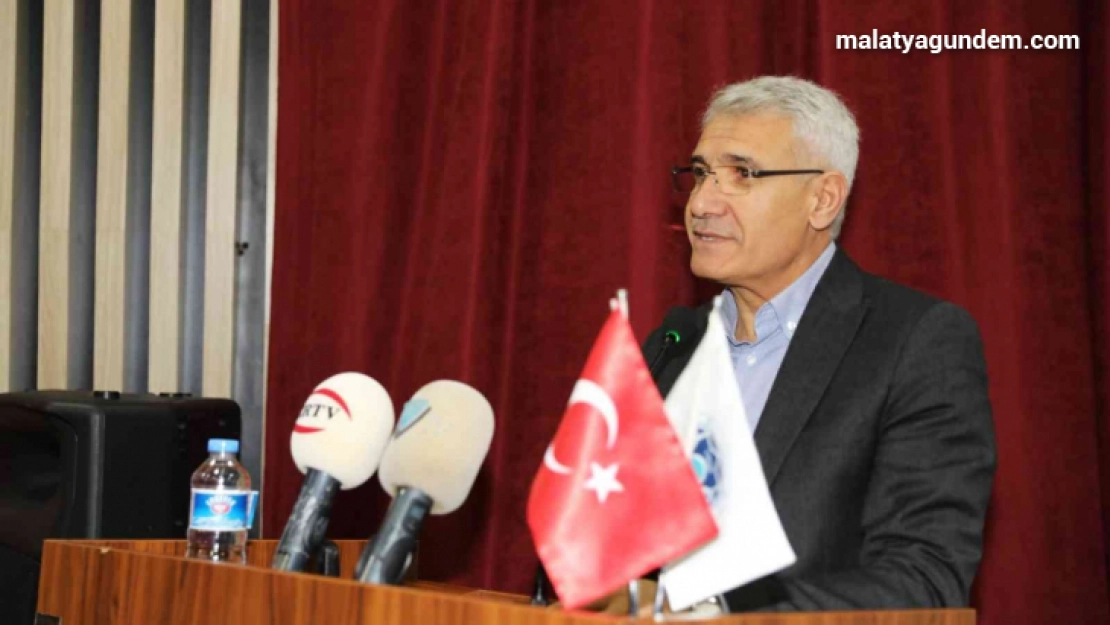 Başkan Güder'den öğrencilere jest