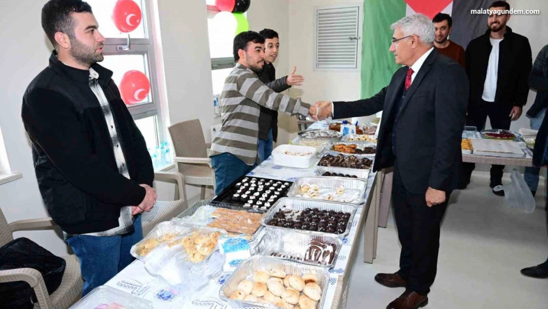 Başkan Güder, Engelsiz Yaşam Merkezi'ndeki etkinliğe katıldı