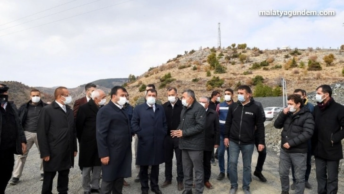 Başkan Gürkan sahadaki personellerle bir araya geldi