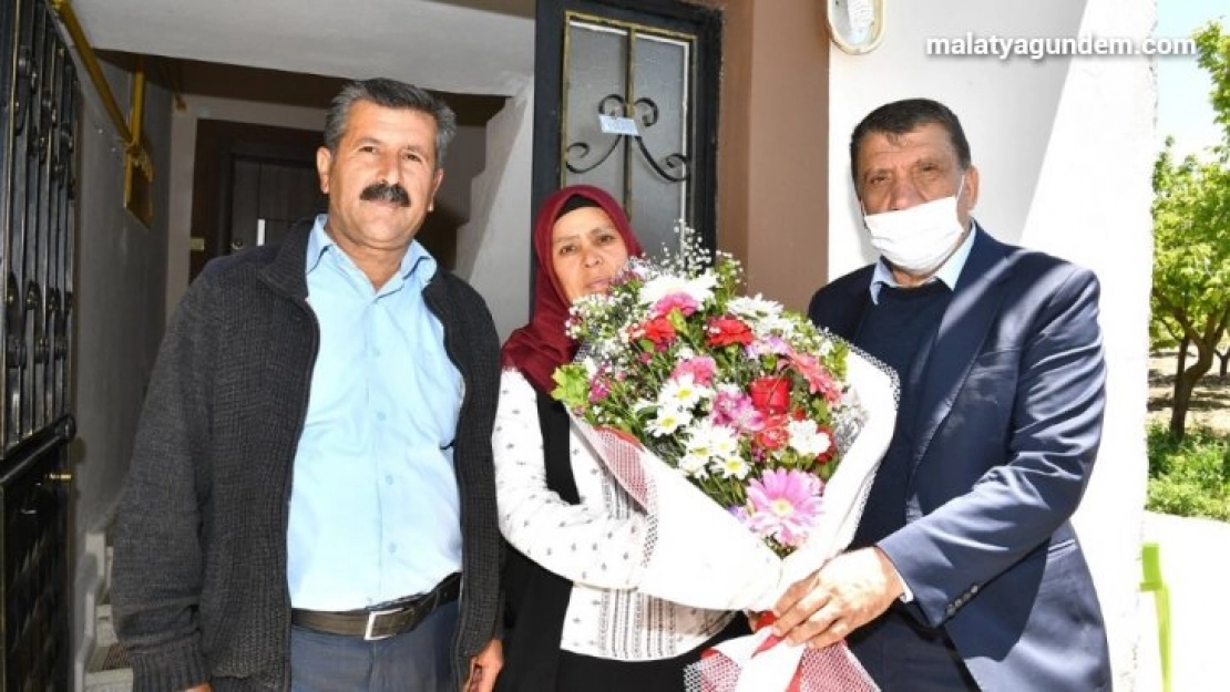 Başkan Gürkan şehit annelerini unutmadı