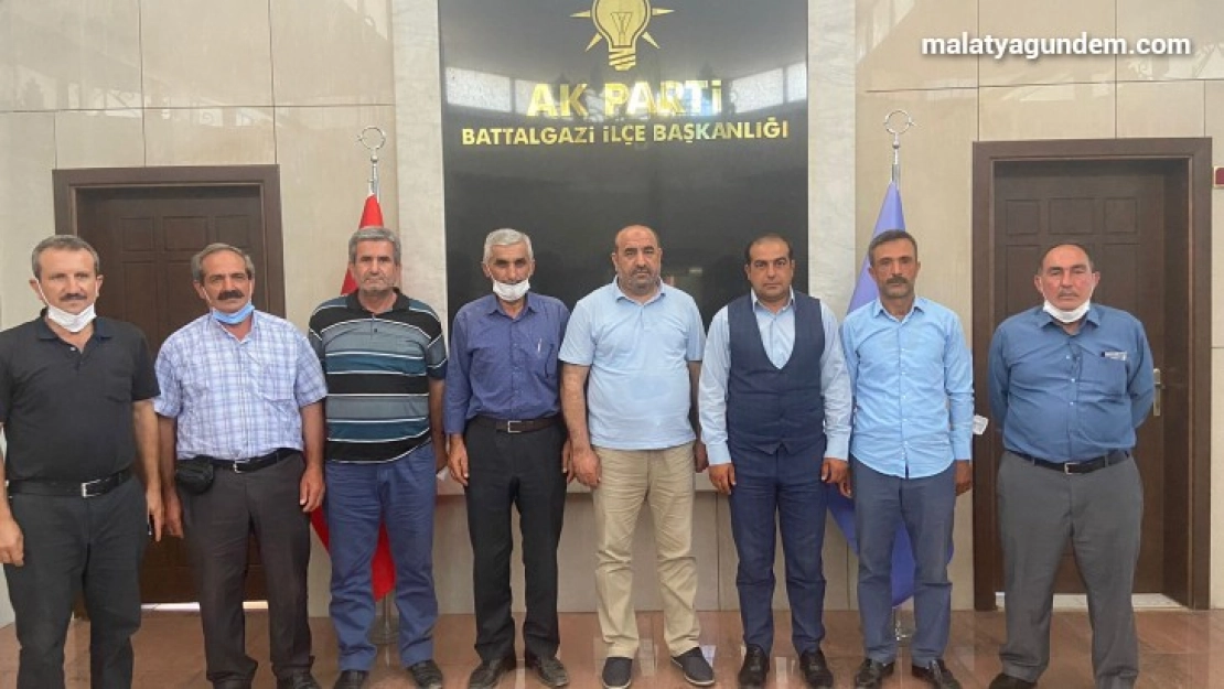 Başkan Kahveci, mahalle başkanları ile bir araya geldi