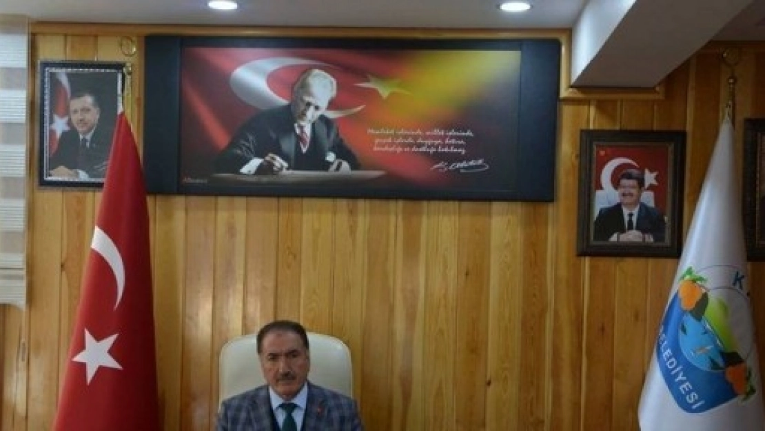 Başkan Akdemir'den Öğretmenler Günü Mesajı