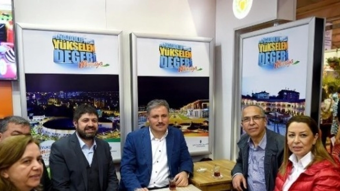 Başkan Çakır İle Milletvekili Çalık, Tarım Fuarı'nı Gezdi